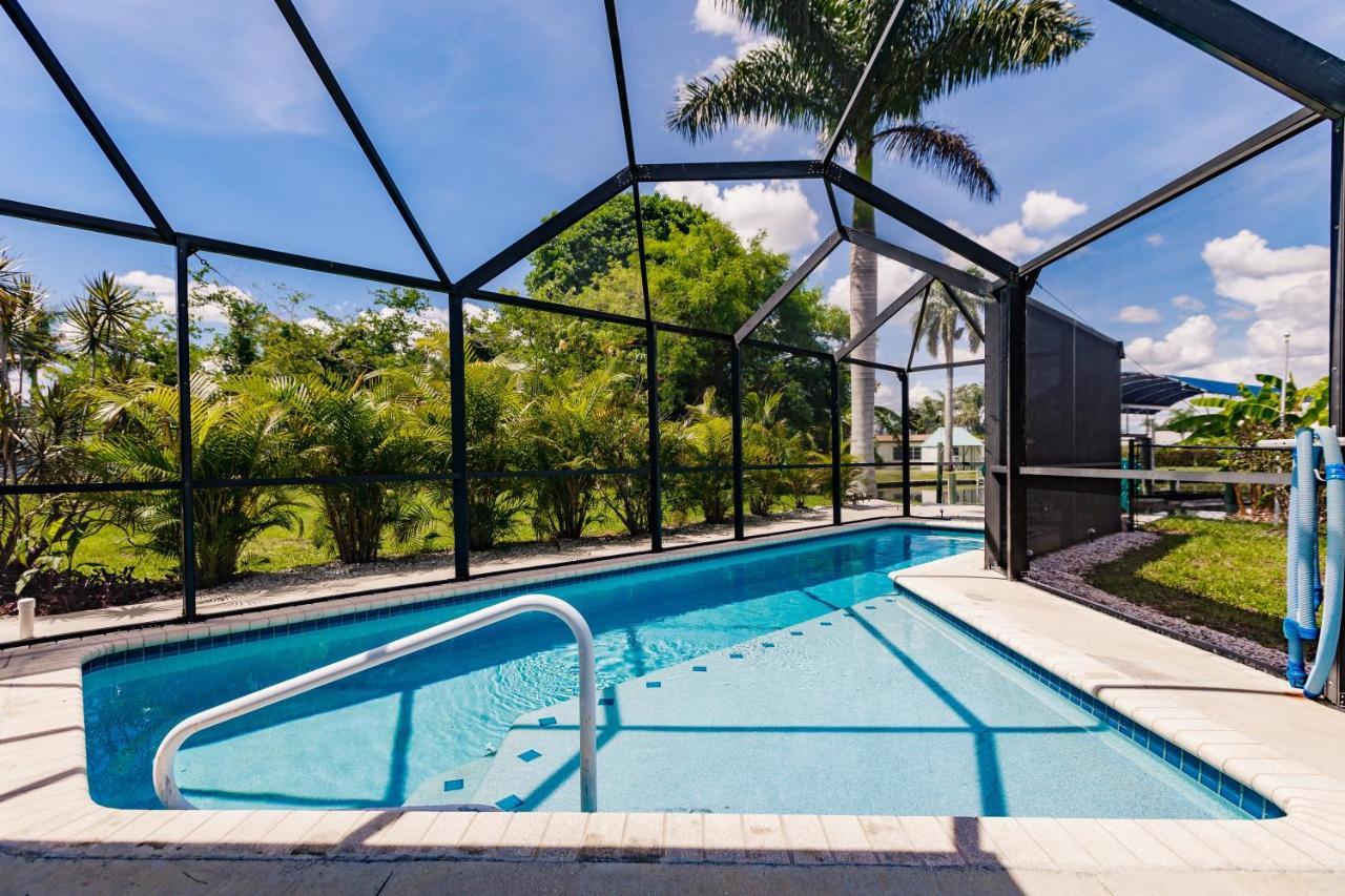 New! Dock Canal Family Home W/Pool & Gulf Access! North Fort Myers Εξωτερικό φωτογραφία