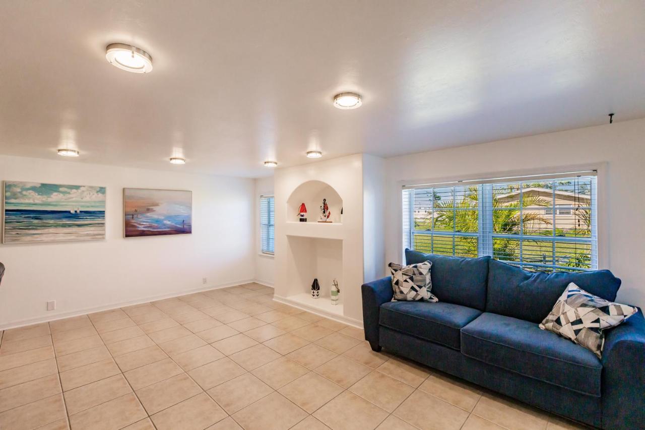 New! Dock Canal Family Home W/Pool & Gulf Access! North Fort Myers Εξωτερικό φωτογραφία